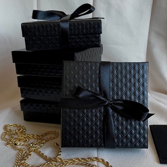 Lavender Butterfly Earrings - Picture 3 of 3